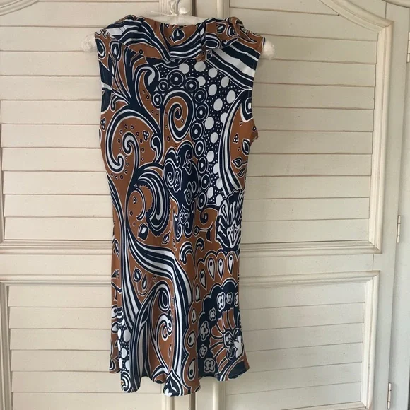 Tory Burch silk sleeveless blouse size 8 - Picture 2 of 5